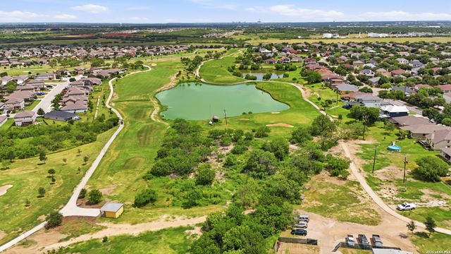 12015 Pewee Ct, San Antonio, TX 78221