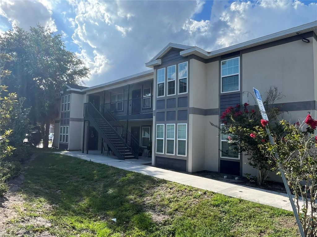 295 FLOWER LANE F, Kissimmee, FL 34743