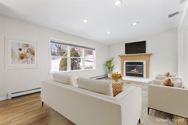 55 Albion Oval, Mahopac, NY 10541