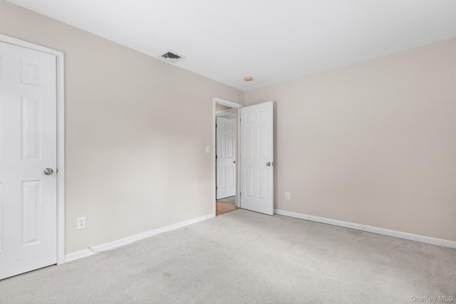 55 Albion Oval, Mahopac, NY 10541