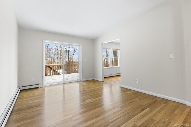 55 Albion Oval, Mahopac, NY 10541