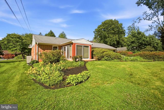 1432 BILTMORE AVE, Lancaster, PA 17601