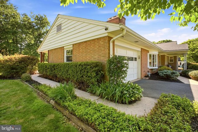 1432 BILTMORE AVE, Lancaster, PA 17601