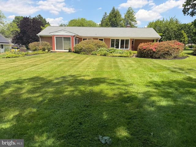 1432 BILTMORE AVE, Lancaster, PA 17601