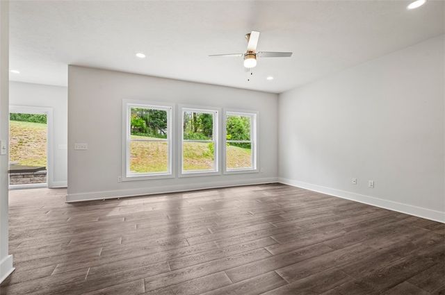 2418 Wheatland Circle, Murrysville, PA 15626