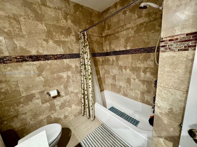 5300 Washington Street H236, Hollywood, FL 33021