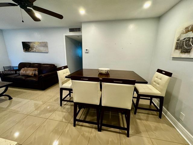 5300 Washington Street H236, Hollywood, FL 33021