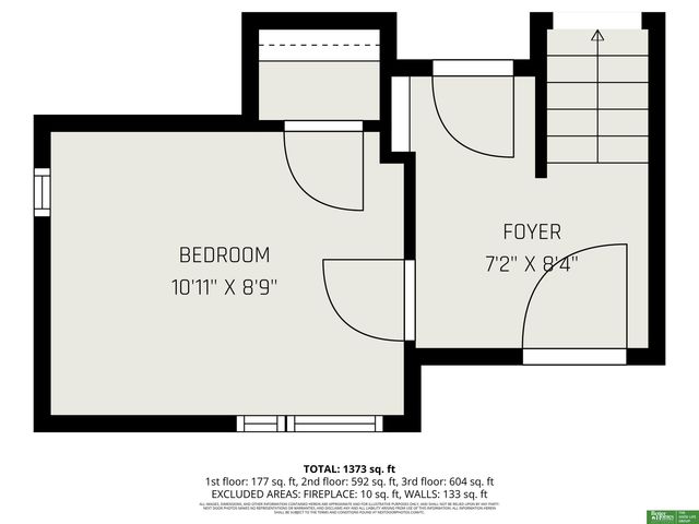 5302 Elmwood Plaza, Omaha, NE 68106