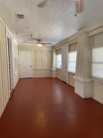 2107 NE 8TH ROAD, Ocala, FL 34470