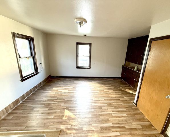 1225 W Madison STREET, Milwaukee, WI 53204