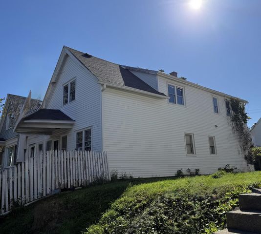 1225 W Madison STREET, Milwaukee, WI 53204