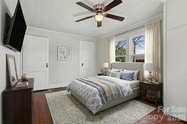 2407 4th Street NE, Hickory, NC 28601