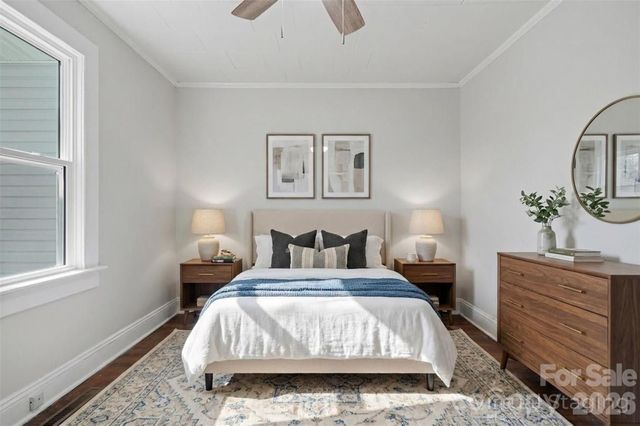 2407 4th Street NE, Hickory, NC 28601