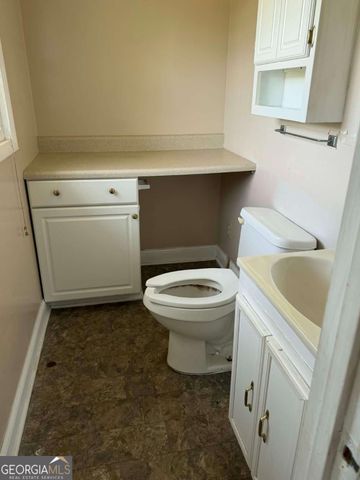 311 Douglas Street, Alma, GA 31510