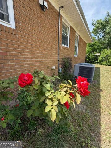 311 Douglas Street, Alma, GA 31510