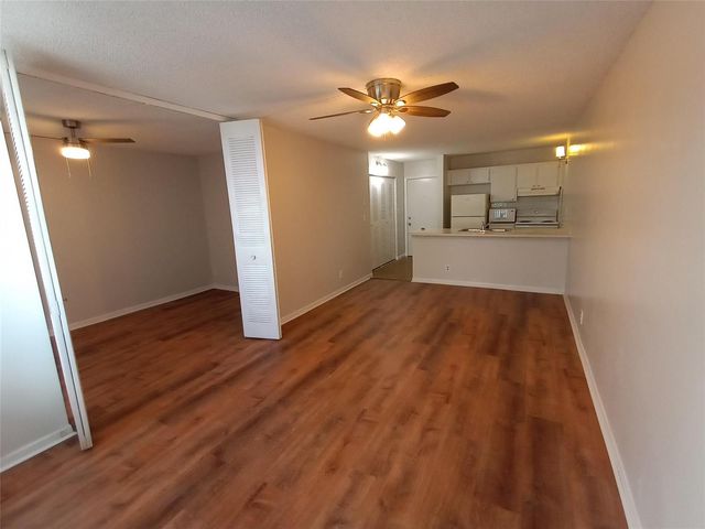 2771 Riverside Drive 511-a, Coral Springs, FL 33065
