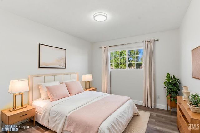 2101 Westminster Drive, Bakersfield, CA 93309