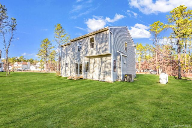 42 Judith Drive, Coram, NY 11727
