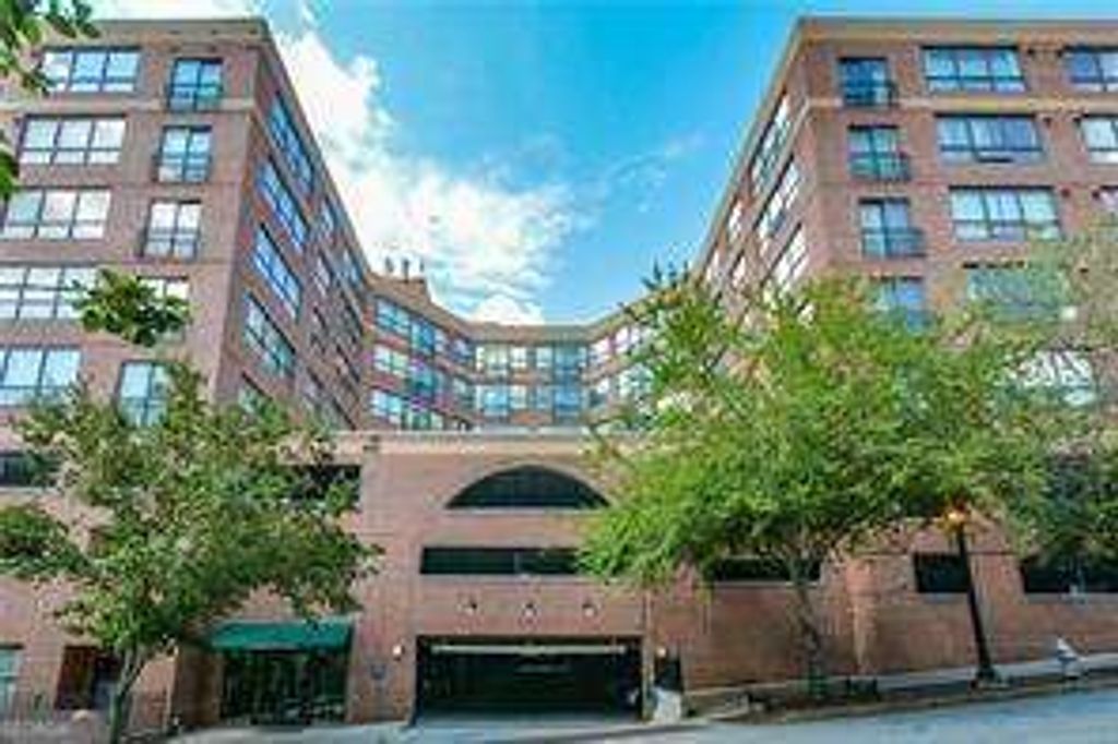 115 W Peachtree Place NW 707, Atlanta, GA 30313