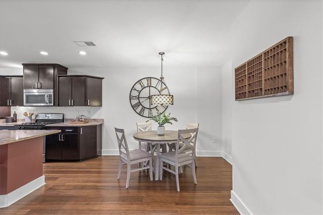 1822 HARCUM WAY 1, South Side, PA 15203