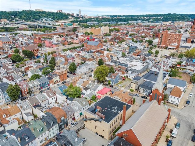 1822 HARCUM WAY 1, South Side, PA 15203