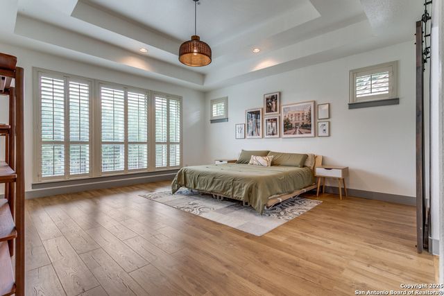 27 Avalon, San Antonio, TX 78257