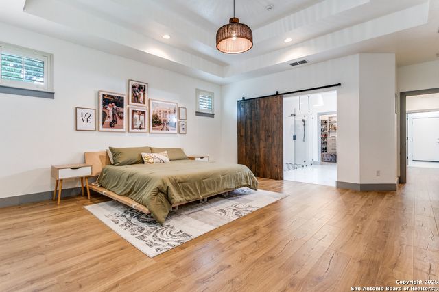 27 Avalon, San Antonio, TX 78257