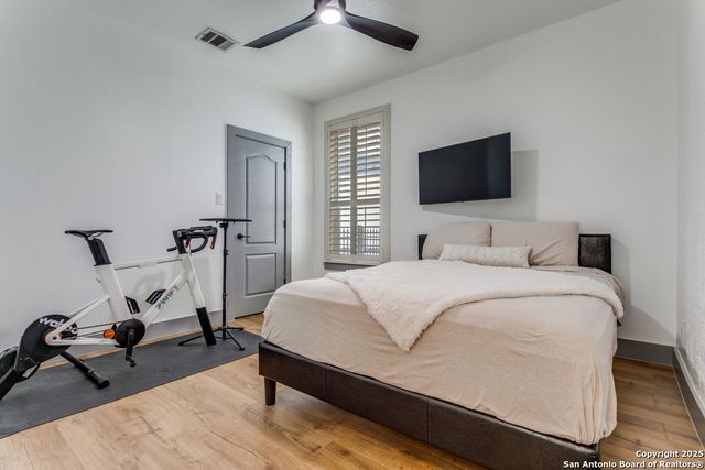 27 Avalon, San Antonio, TX 78257