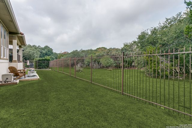 27 Avalon, San Antonio, TX 78257