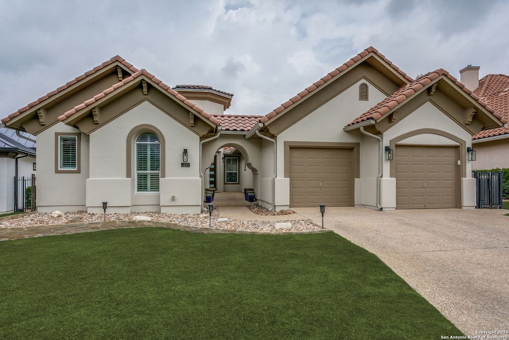 27 Avalon, San Antonio, TX 78257