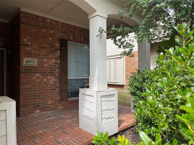 10973 Hawks Landing Road, Fort Worth, TX 76052