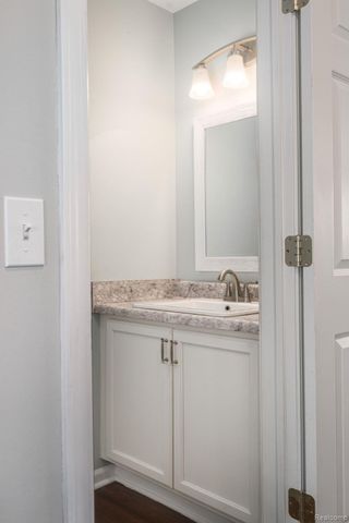 8925 El Dorado Drive, White Lake Charter Township, MI 48386