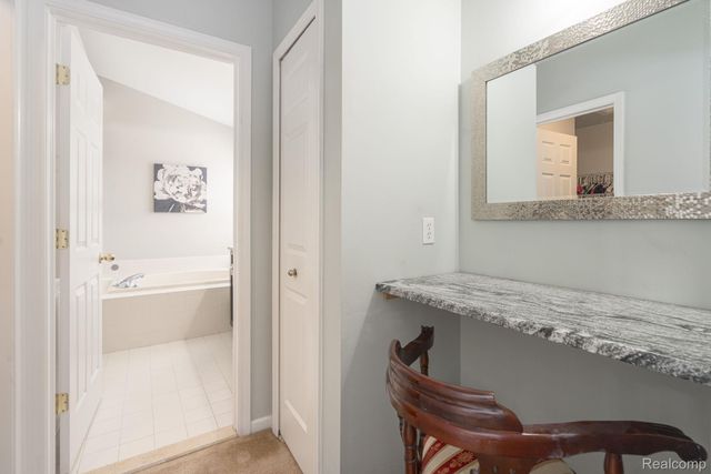 8925 El Dorado Drive, White Lake Charter Township, MI 48386