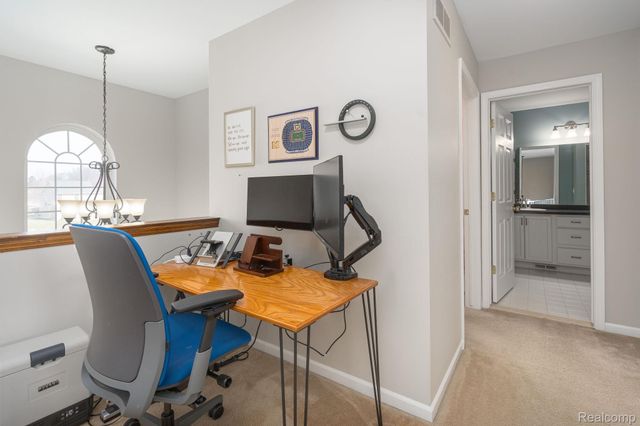 8925 El Dorado Drive, White Lake Charter Township, MI 48386