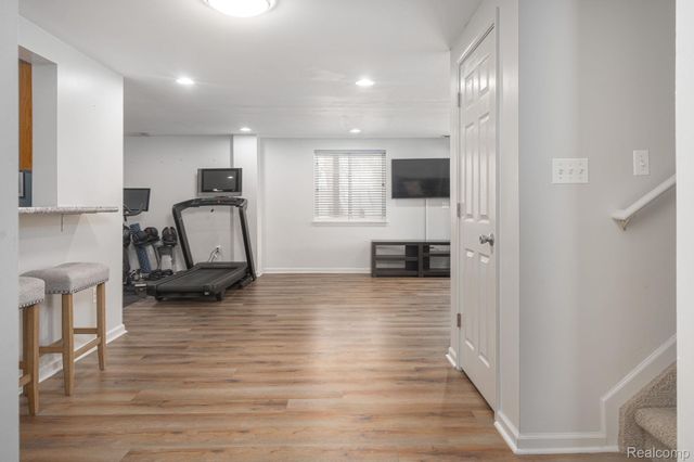 8925 El Dorado Drive, White Lake Charter Township, MI 48386