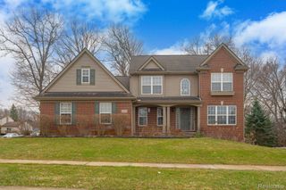 8925 El Dorado Drive, White Lake Charter Township, MI 48386