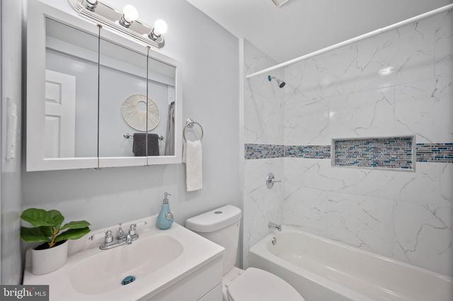 511 RIVERSIDE DR, Baltimore, MD 21221