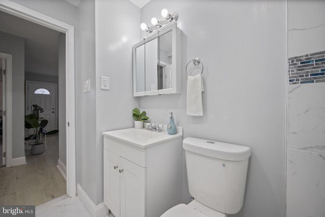 511 RIVERSIDE DR, Baltimore, MD 21221