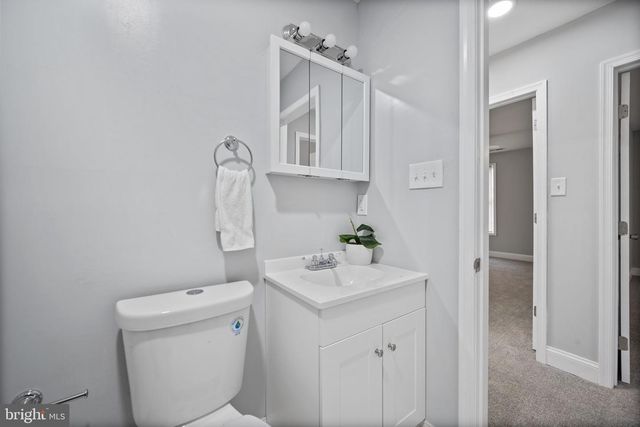 511 RIVERSIDE DR, Baltimore, MD 21221