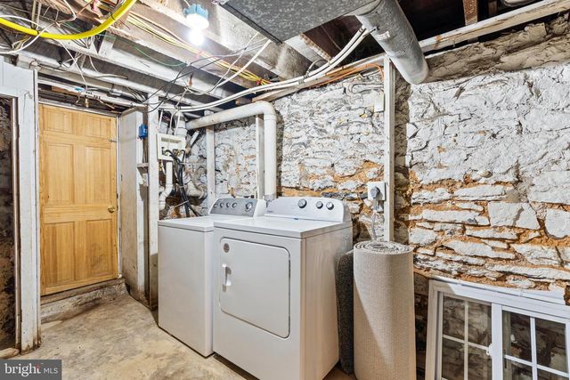 48 FAIRGROUND AVE, Hagerstown, MD 21740