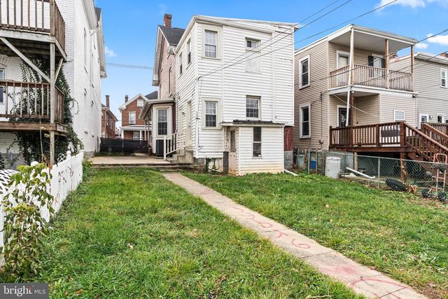 48 FAIRGROUND AVE, Hagerstown, MD 21740