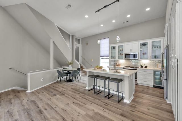 1221 Missouri Street 3, Houston, TX 77006