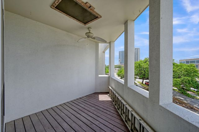 1221 Missouri Street 3, Houston, TX 77006