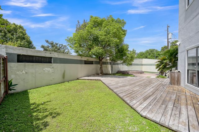 1221 Missouri Street 3, Houston, TX 77006