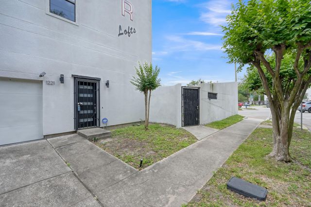 1221 Missouri Street 3, Houston, TX 77006