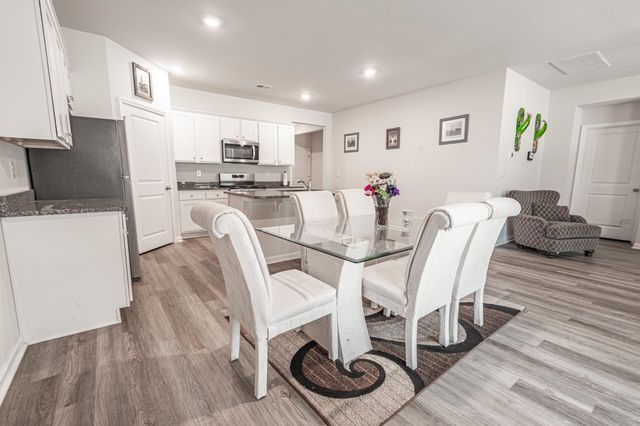 2362 Ainsley Dr., Little River, SC 29566