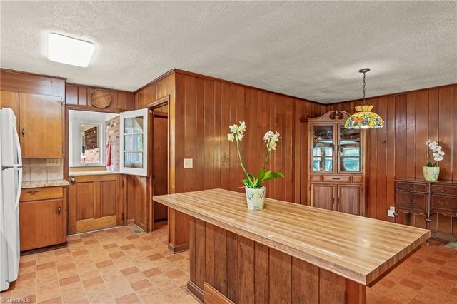 1520 Brims Grove Road, Pinnacle, NC 27043