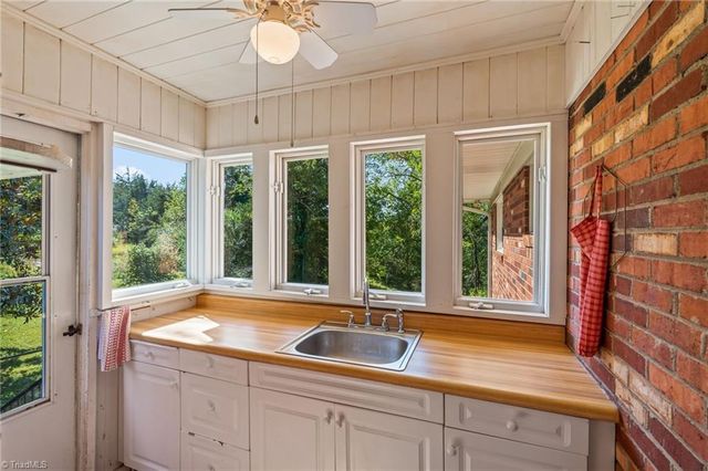 1520 Brims Grove Road, Pinnacle, NC 27043