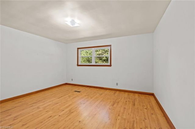 1520 Brims Grove Road, Pinnacle, NC 27043