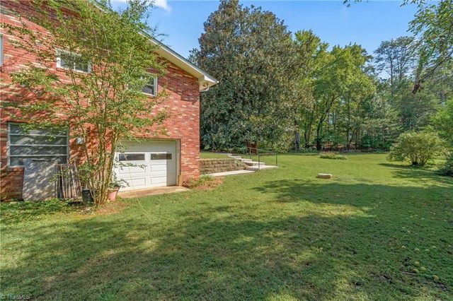 1520 Brims Grove Road, Pinnacle, NC 27043